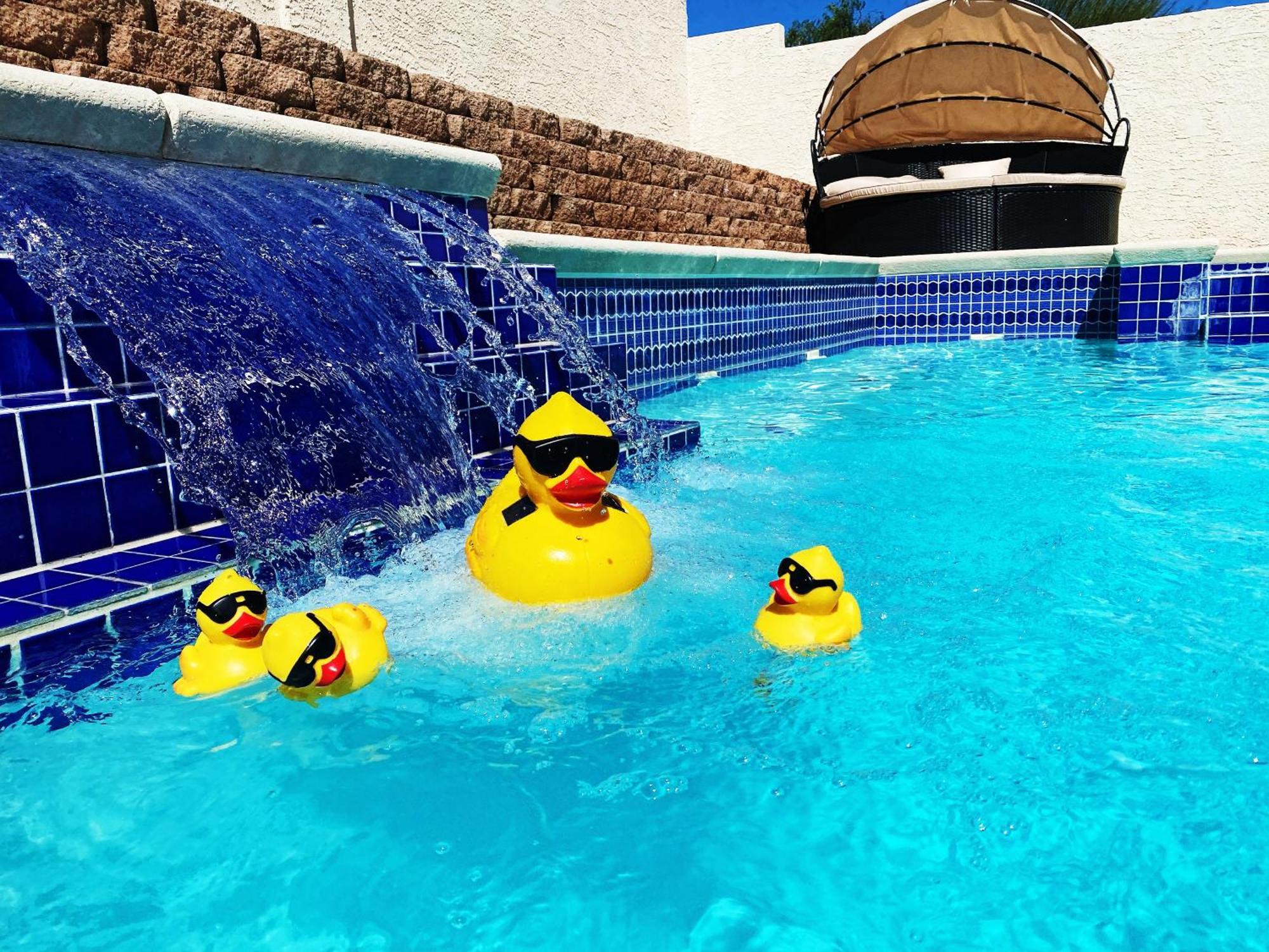 Amazing Heated Pool And Private Hot Tub 3Br In Heart Of Lv Villa Las Vegas Dış mekan fotoğraf